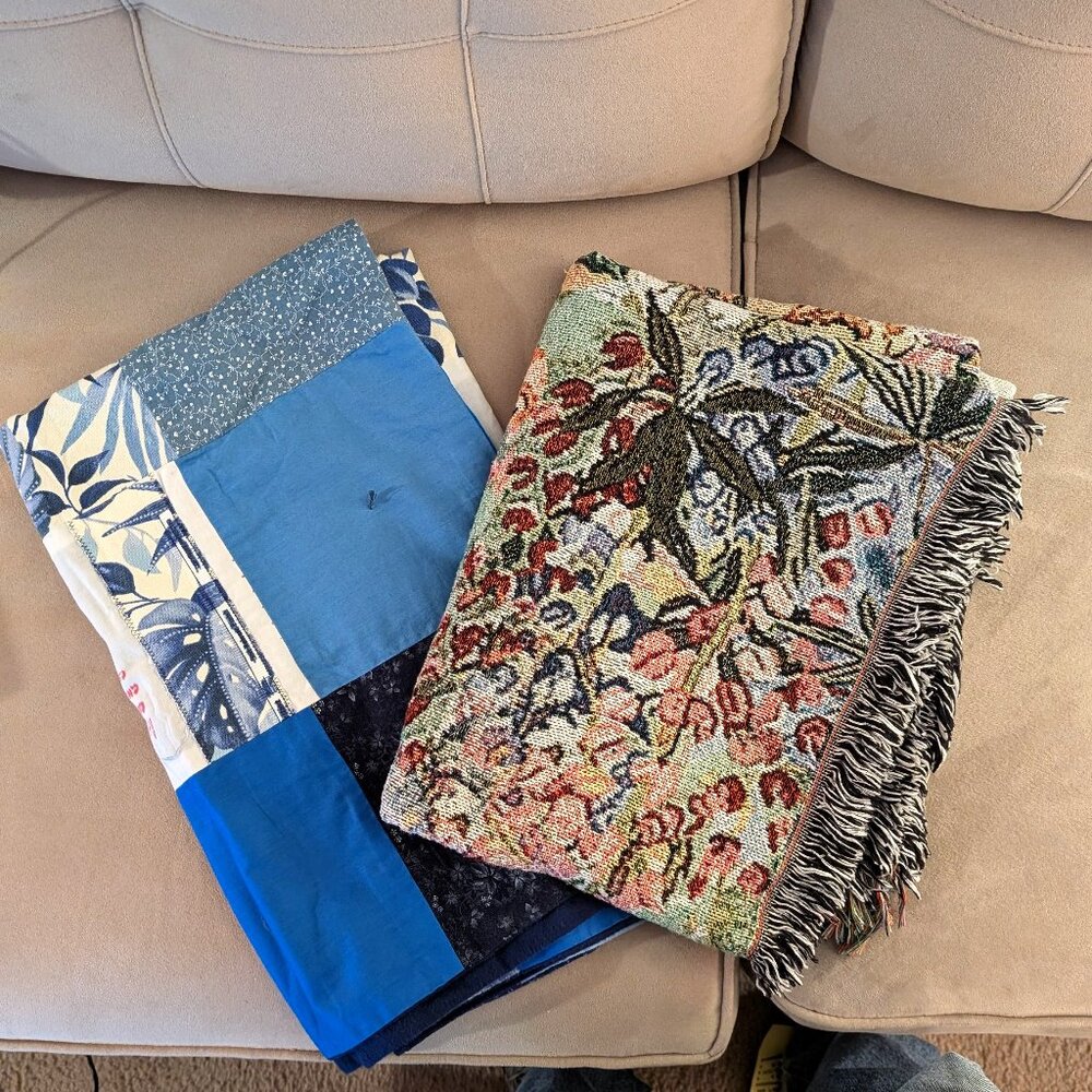 2 Quilt Blankets With Inspirational Messages.